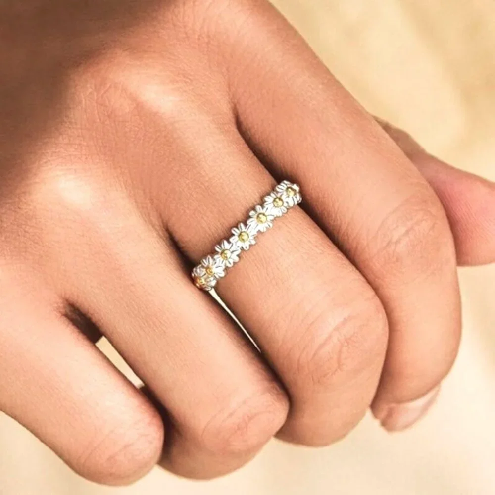 New Beautiful 925 Silver Daisy Band Ring